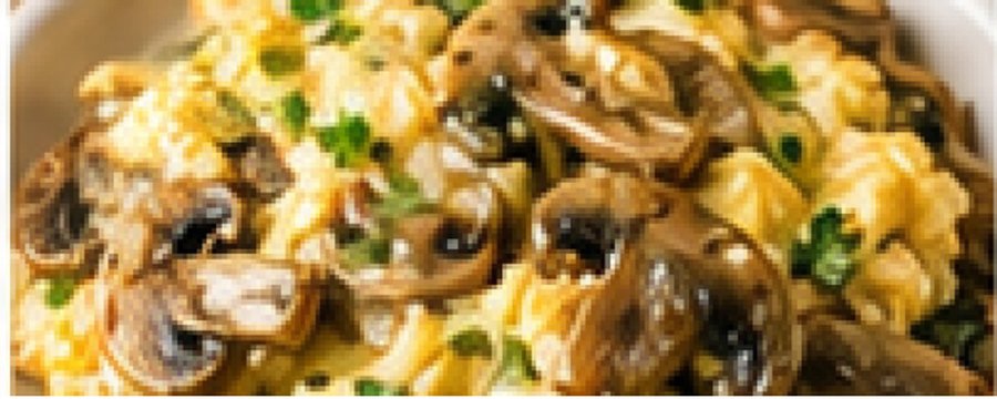 Ovos mexidos com cogumelos e queijo muçarela - receita low carb