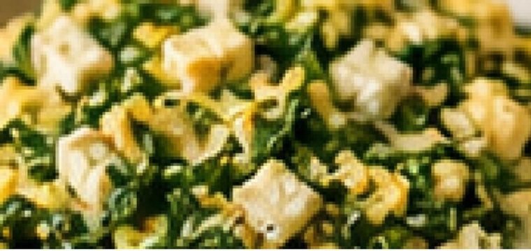 Ovos mexidos com couve e queijo minas - receita low carb