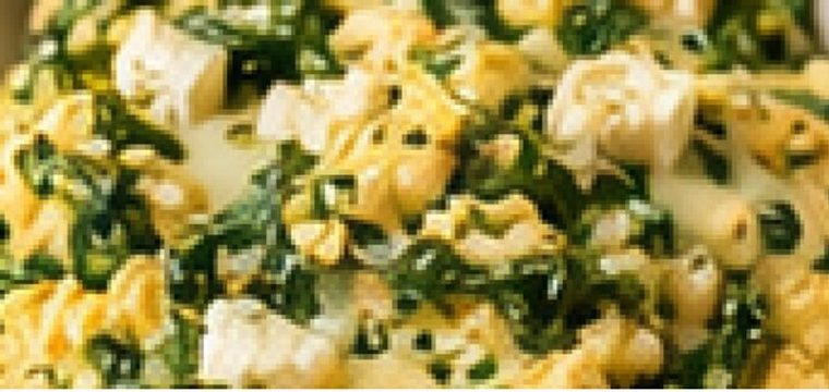 OVOS MEXIDOS COM ESPINAFRE E QUEIJO MINAS - receita low carb